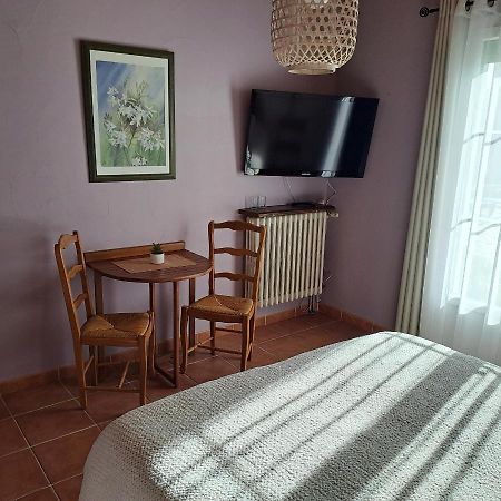 La Chambre De L'Auxineill Castelnou ภายนอก รูปภาพ